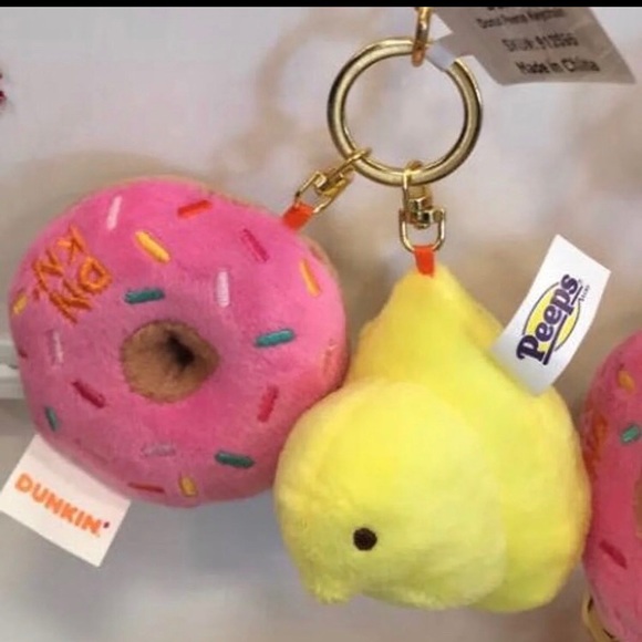 Peeps Dunkin Donuts key chain - Picture 1 of 1